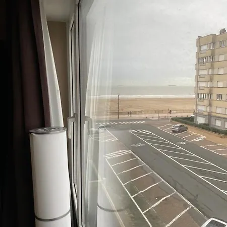 2 Bedroom Apartment With Sea View Knokke